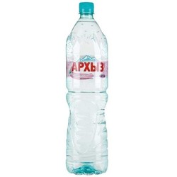 Вода минеральная Архыз негазированная 1.5 л