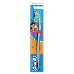 Зубная щетка oral-b средней жесткости классик 40