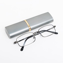 Очки корригирующие Oreiba Лектор ручка большая Lector (+3.50)