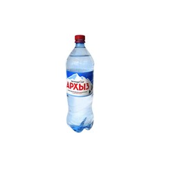 Вода минеральная Легенда гор Архыз газированная 1.5 л