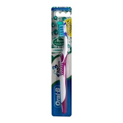 Зубная щетка oral-b 3Д Уайт свежесть средней жесткости